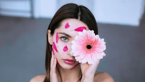 Girls, Model, Flowers, 4K wallpaper