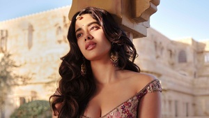 Janhvi Kapoor, Traditional, Portrait, Indian actress, 4K wallpaper