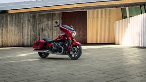 Red, BMW R 18, 2025, Touring bike, 4K wallpaper