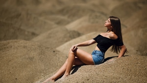 Girls, Model, Desert, 4K wallpaper