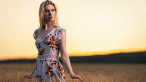 Field, Girls, Model, 4K wallpaper