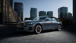 BMW i5 M Sport, 2024, Luxury electric cars, Electric Sedan, 4K wallpaper