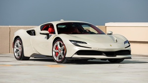 Ferrari SF90 Stradale, Luxury sports cars, Plug-In Hybrid, 4K wallpaper