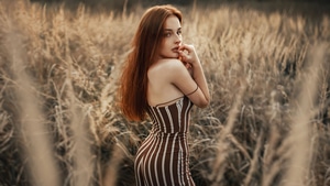 Girls, Model, Field, 4K wallpaper