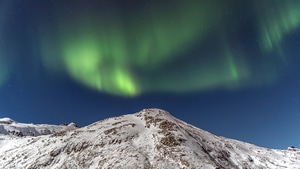Aurora, Stars, Northern Lights, Nature, 4K wallpaper