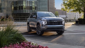 2025, Performance SUV, 4K wallpaper