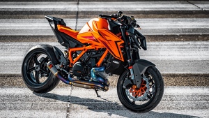 KTM 1390 Super Duke R, 2024, Naked bikes, 4K wallpaper