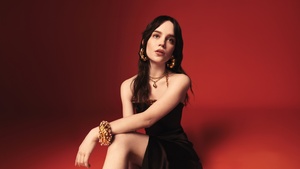 Sophie Thatcher, Vogue, Photoshoot, Red background, 4K wallpaper