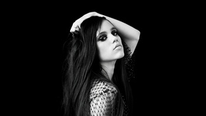 Jenna Ortega, AMOLED, Dark aesthetic, Black background, 2023, Photoshoot, 4K wallpaper