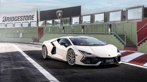 Lamborghini Revuelto, Super Sports Cars, Race track, 4K wallpaper