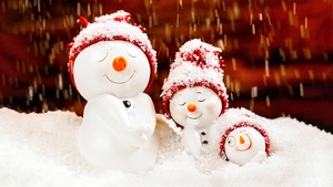Snowman, Family, Cute figure, Winter, Snowfall, Adorable, Navidad, Noel, 4K wallpaper