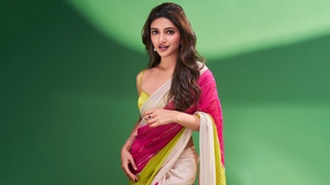 Sreeleela, Saree, Indian actress, Telugu heroine, Telugu Actress, Green background, 4K wallpaper
