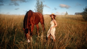 Girls, Model, Horse, Field, 4K wallpaper