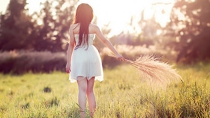 Girls, Model, Field, 4K wallpaper