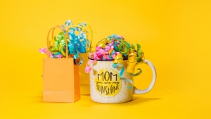 Mug, Happy Mothers Day, Yellow background, 4K wallpaper