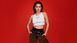 Ana de Armas, Red background, 4K wallpaper