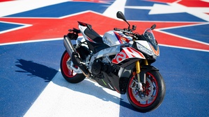 Aprilia Tuono V4 Factory, Limited edition, Superbikes, Sports bikes, Italian, 2023, 4K wallpaper