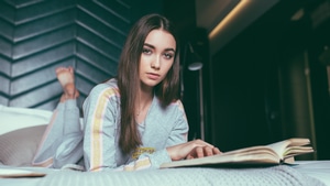 Girls, Model, Book, 4K wallpaper