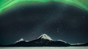 Northern Lights, Mountains, Nature, 4K wallpaper
