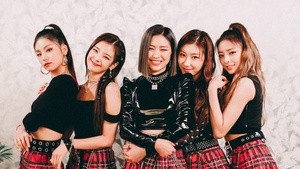 ITZY, K-pop singers, Yeji (ITZY), Yuna (ITZY), Lia (ITZY), Chaeryeong, Ryujin, Korean singers, Girl group, 4K wallpaper
