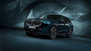 BMW XM, Plug-in Hybrid SUV, Luxury Crossover, 4K wallpaper