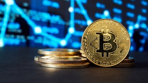 Bitcoin, Cryptocurrency, Gold coins, 4K wallpaper