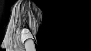 Sad girl, Cute Girl, Black background, Sad mood, AMOLED, Monochrome, Black and White, 4K wallpaper