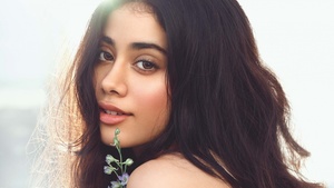 Janhvi Kapoor, Bollywood celebrity, Portrait, Indian actress, 4K wallpaper