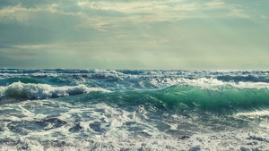 Seascape, Waves, Sun rays, 4K wallpaper