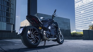 Ducati Diavel V4, Motorcycle, Sports bikes, Muscle cruiser, 2023, Sport cruiser, 4K wallpaper