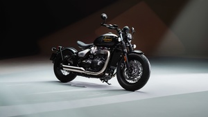 Triumph Bonneville Bobber TFC, 2025, 4K wallpaper