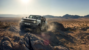 Ford Bronco 4-door Outer Banks, Off-Road SUV, 2022, Four-wheel drive, Rugged, Tough, 4K wallpaper