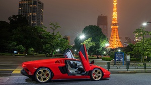 Lamborghini Countach LPI 800-4, Tokyo Tower, Japan, 2022, 4K wallpaper