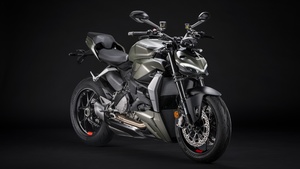 Ducati Streetfighter V2, Sports bikes, Dark background, 2022, 4K wallpaper